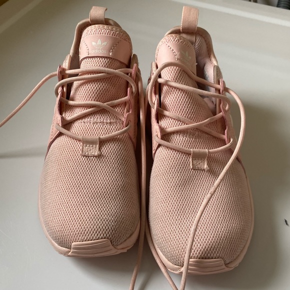 Pink Adidas size youth 4 - Picture 4 of 10